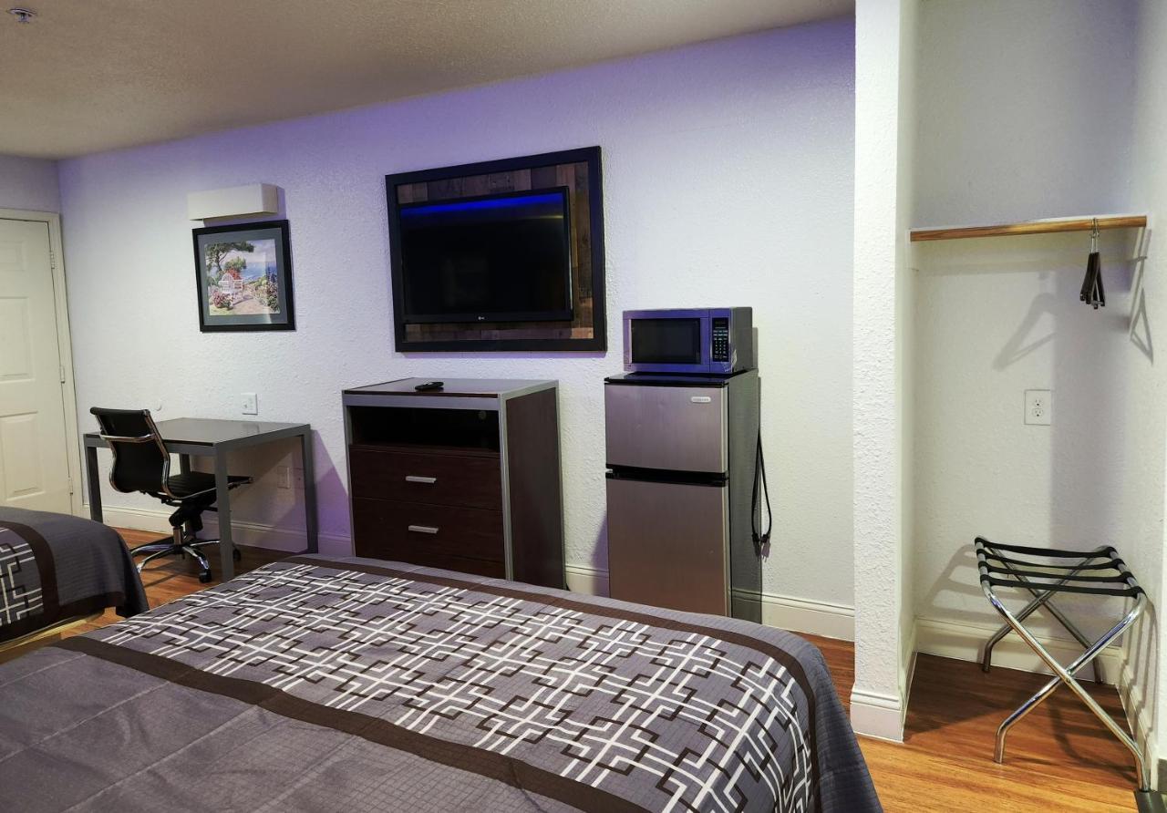 Express Inn Tomball Buitenkant foto