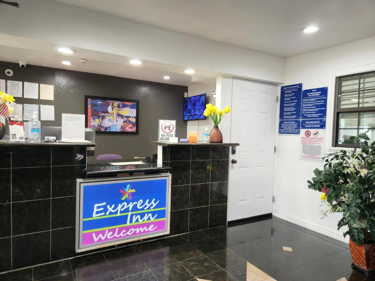 Express Inn Tomball Buitenkant foto